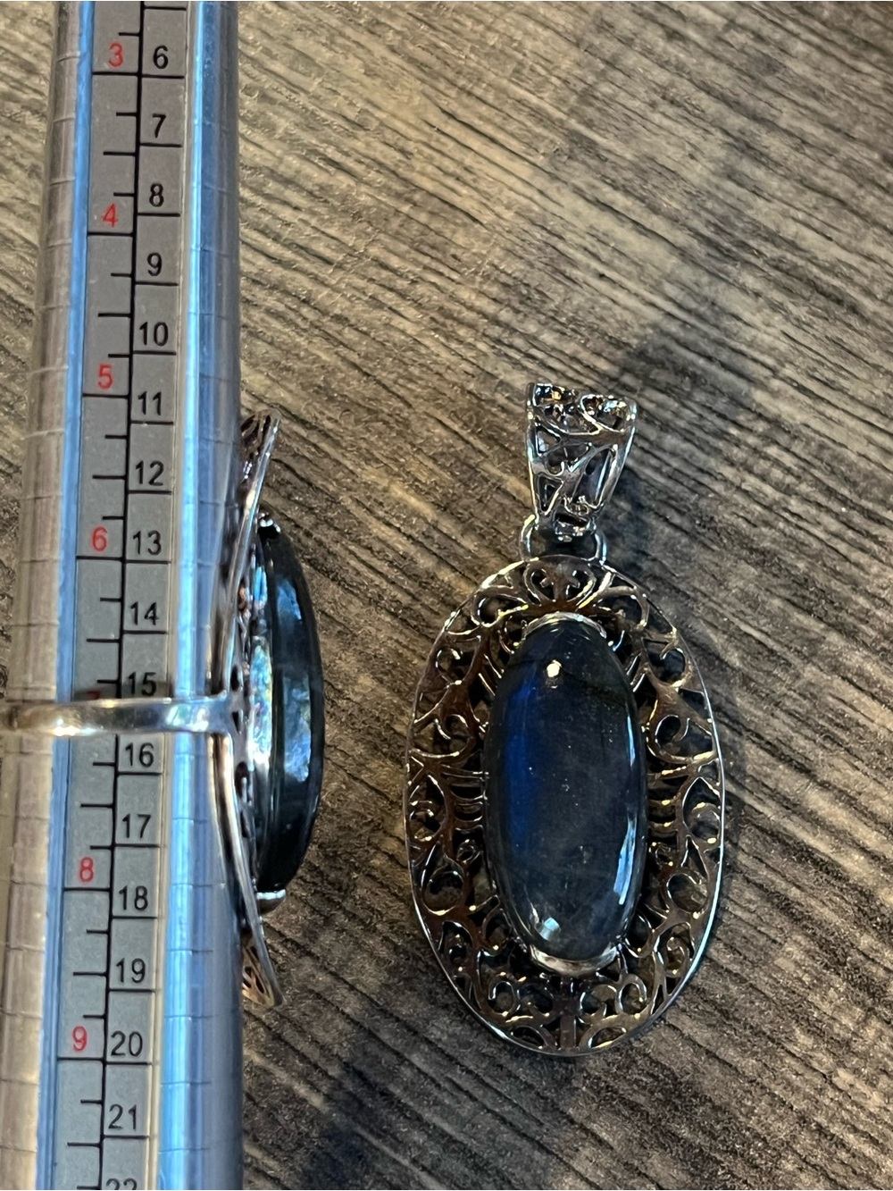 Sterling Silver Blue Labradorite Oval Pendant and Ring Set. Sz 7 - Picture 6 of 6